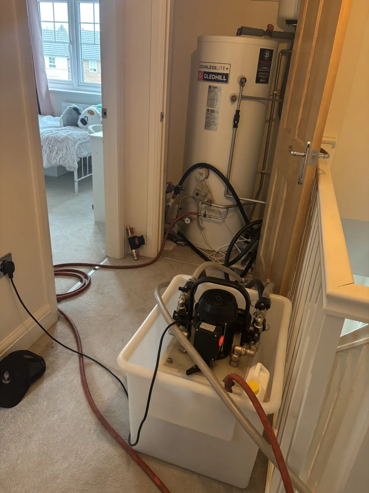 Magnetic system flush in progress on a central heating system